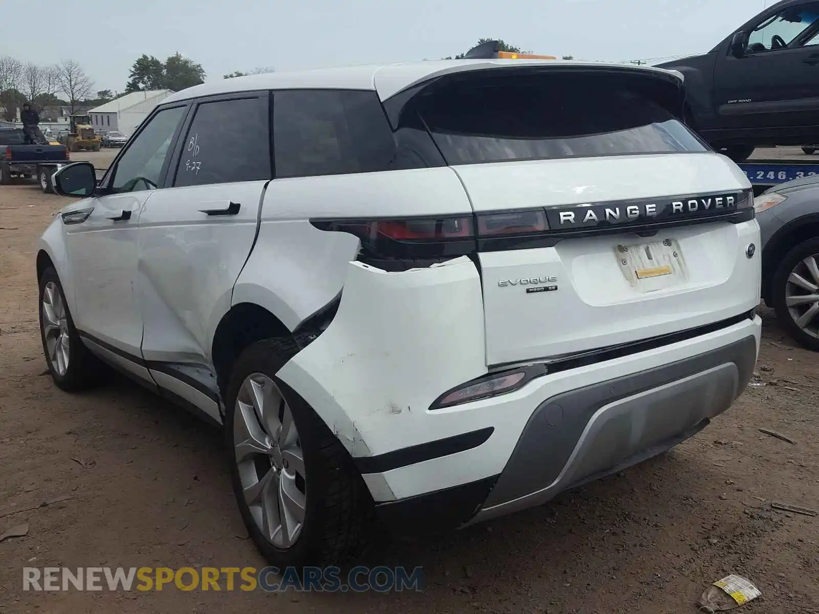 3 Photograph of a damaged car SALZP2FX1LH076778 LAND ROVER RANGEROVER 2020
