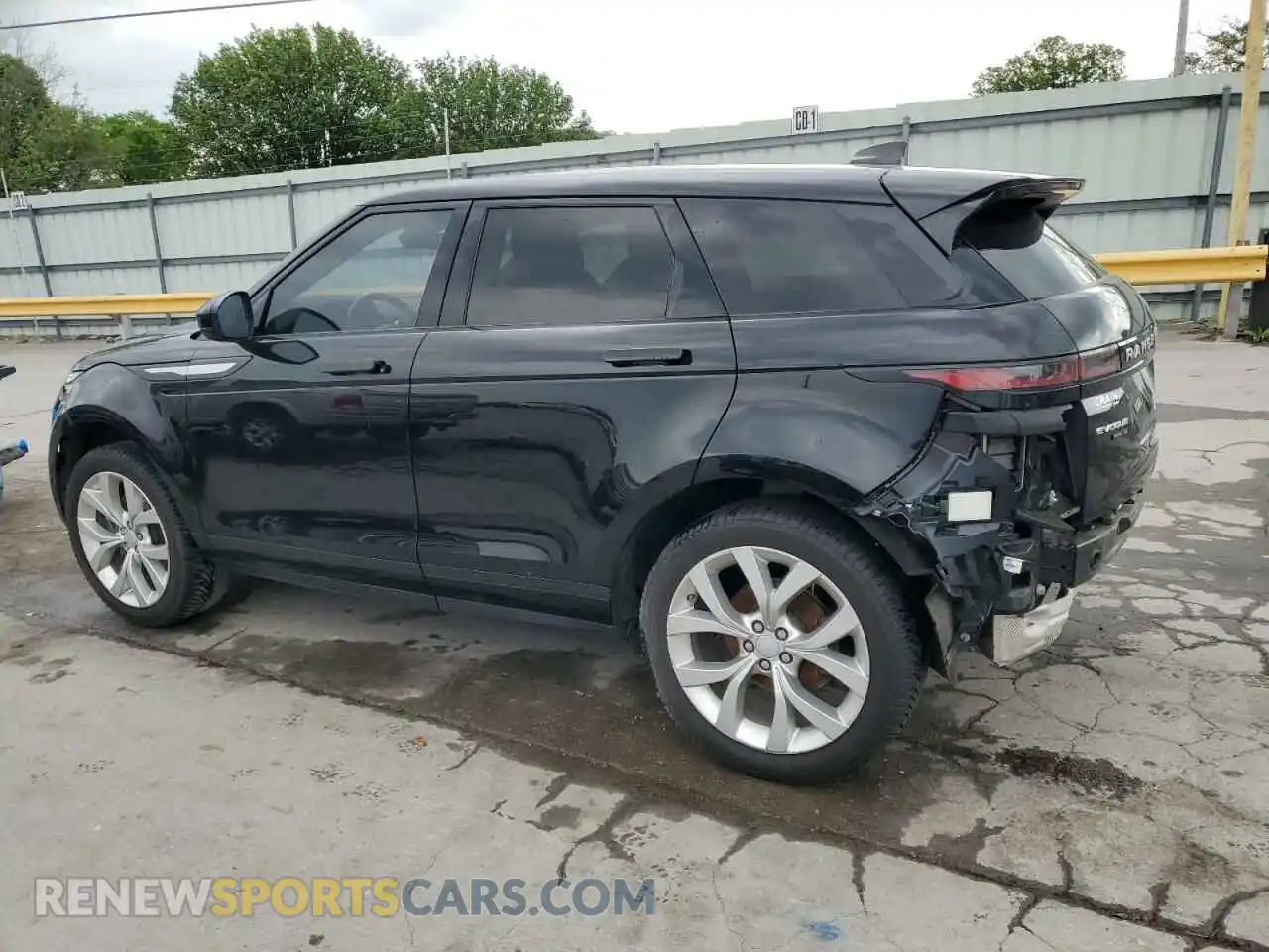 2 Photograph of a damaged car SALZP2FX3LH075650 LAND ROVER RANGEROVER 2020