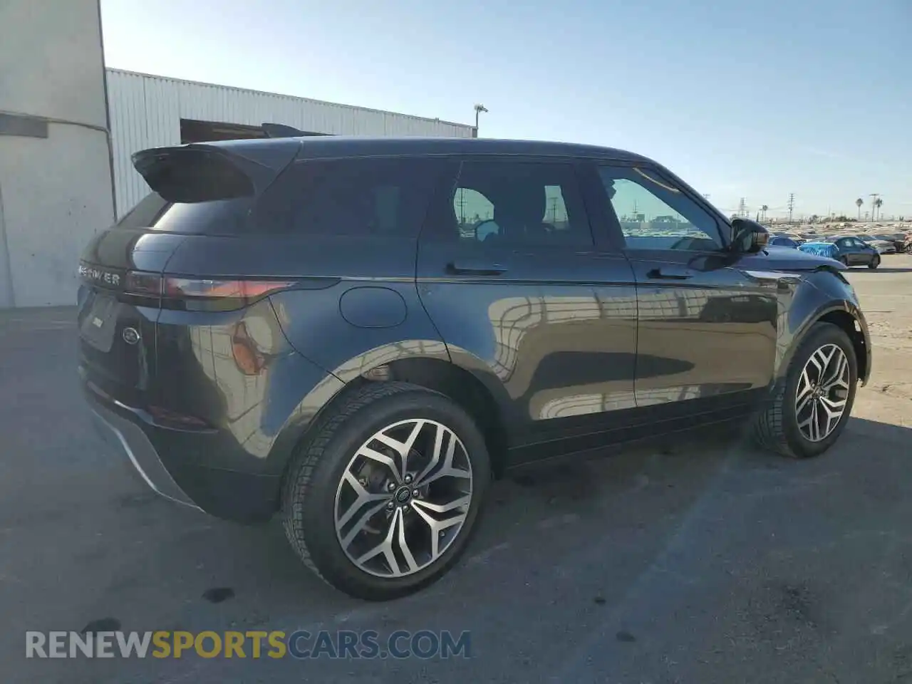 3 Photograph of a damaged car SALZP2FX7LH118063 LAND ROVER RANGEROVER 2020