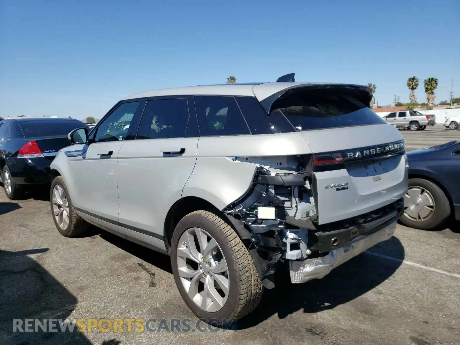 3 Photograph of a damaged car SALZP2FX8LH057497 LAND ROVER RANGEROVER 2020