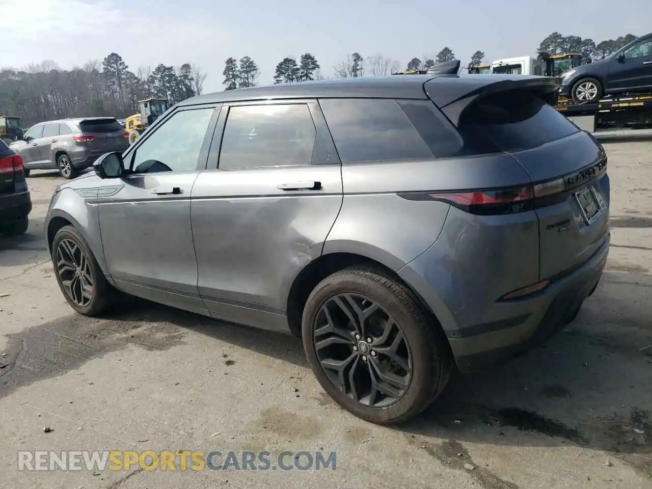 2 Photograph of a damaged car SALZP2FX9LH005649 LAND ROVER RANGEROVER 2020