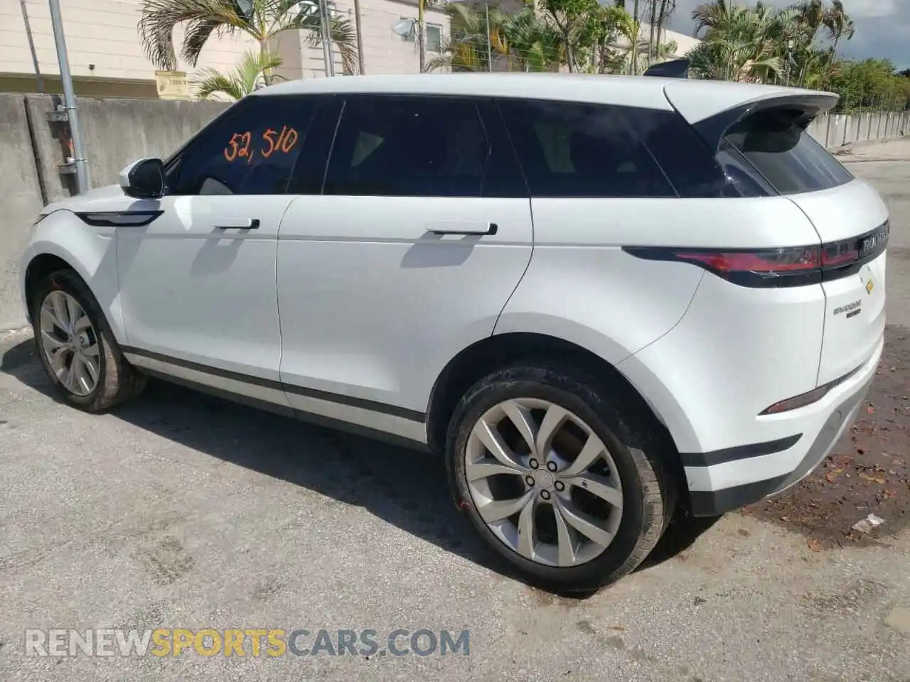 2 Photograph of a damaged car SALZP2FX9LH076835 LAND ROVER RANGEROVER 2020