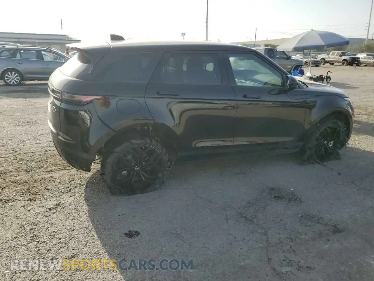 3 Photograph of a damaged car SALZP2FXXLH028826 LAND ROVER RANGEROVER 2020