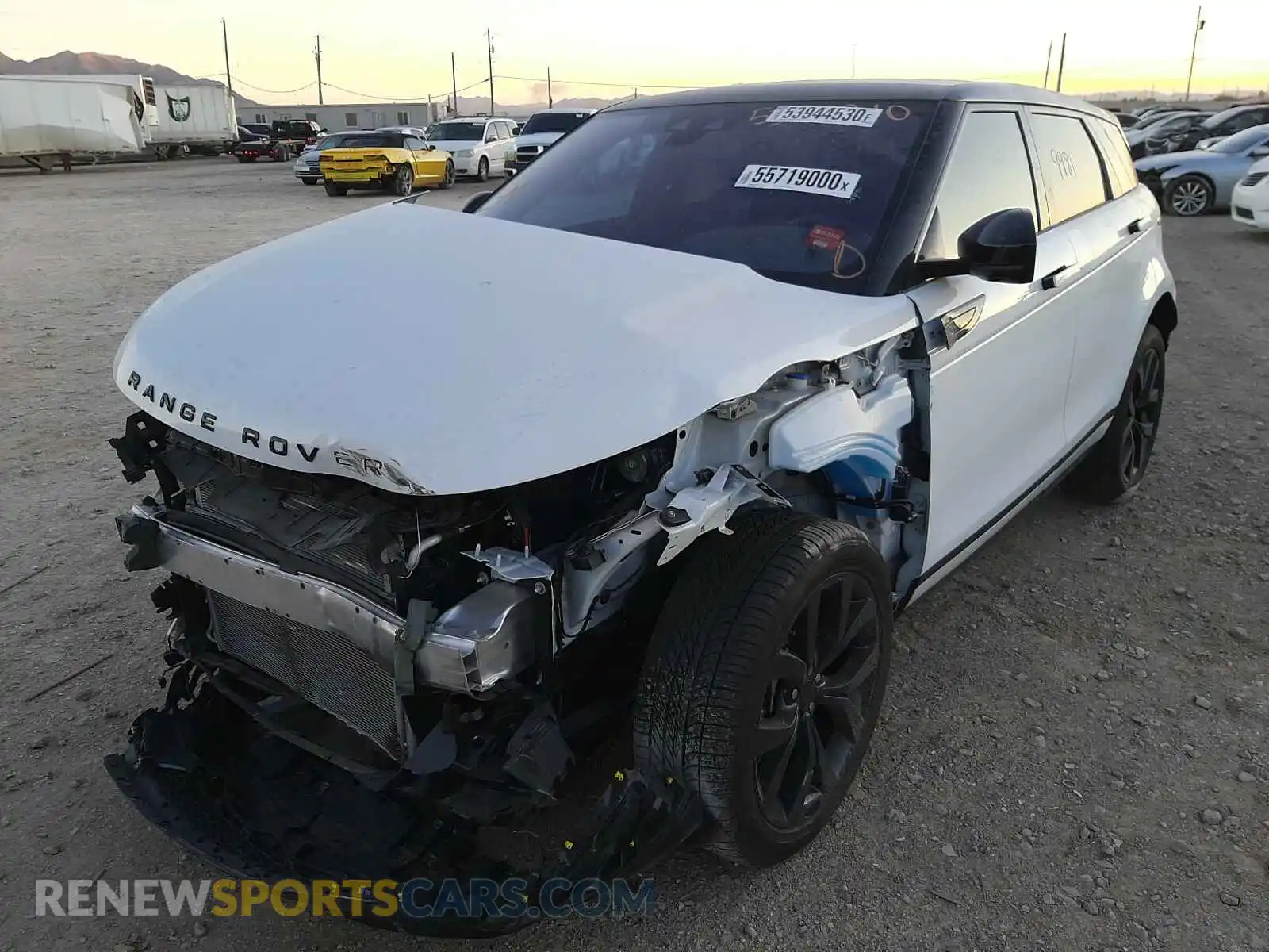 2 Photograph of a damaged car SALZP2FXXLH042712 LAND ROVER RANGEROVER 2020