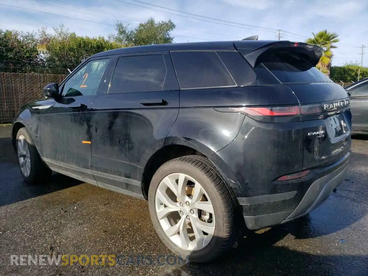 2 Photograph of a damaged car SALZP2FXXLH075113 LAND ROVER RANGEROVER 2020