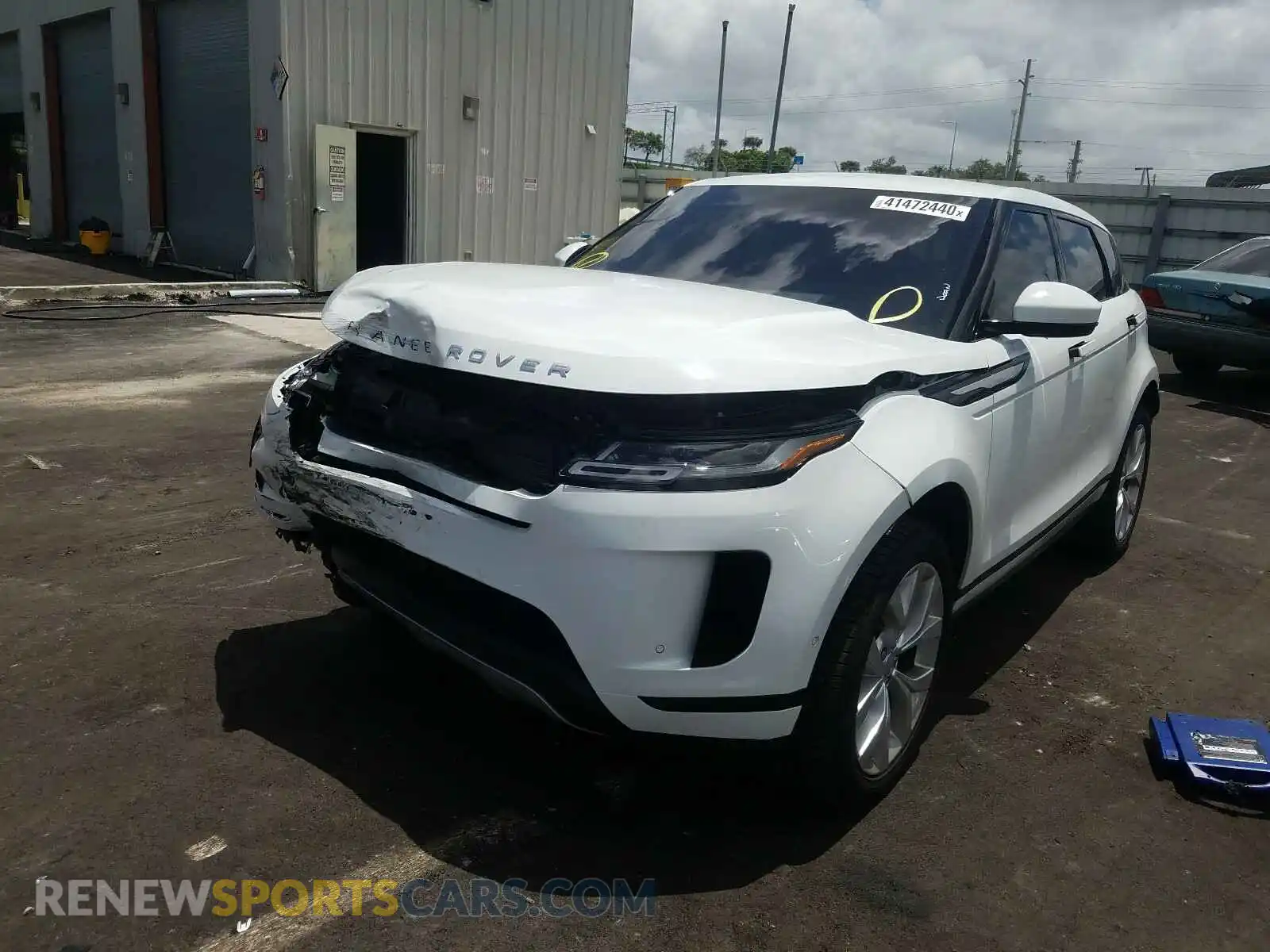 2 Photograph of a damaged car SALZP2FXXLH075371 LAND ROVER RANGEROVER 2020