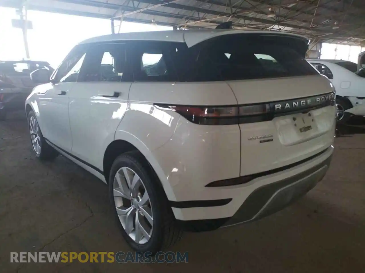 3 Photograph of a damaged car SALZP2FXXLH077749 LAND ROVER RANGEROVER 2020