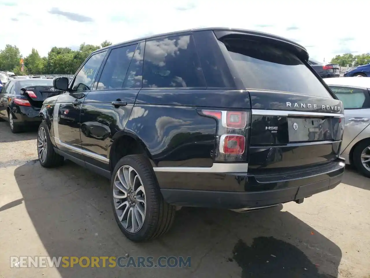 3 Photograph of a damaged car SALGS2RU2MA454947 LAND ROVER RANGEROVER 2021