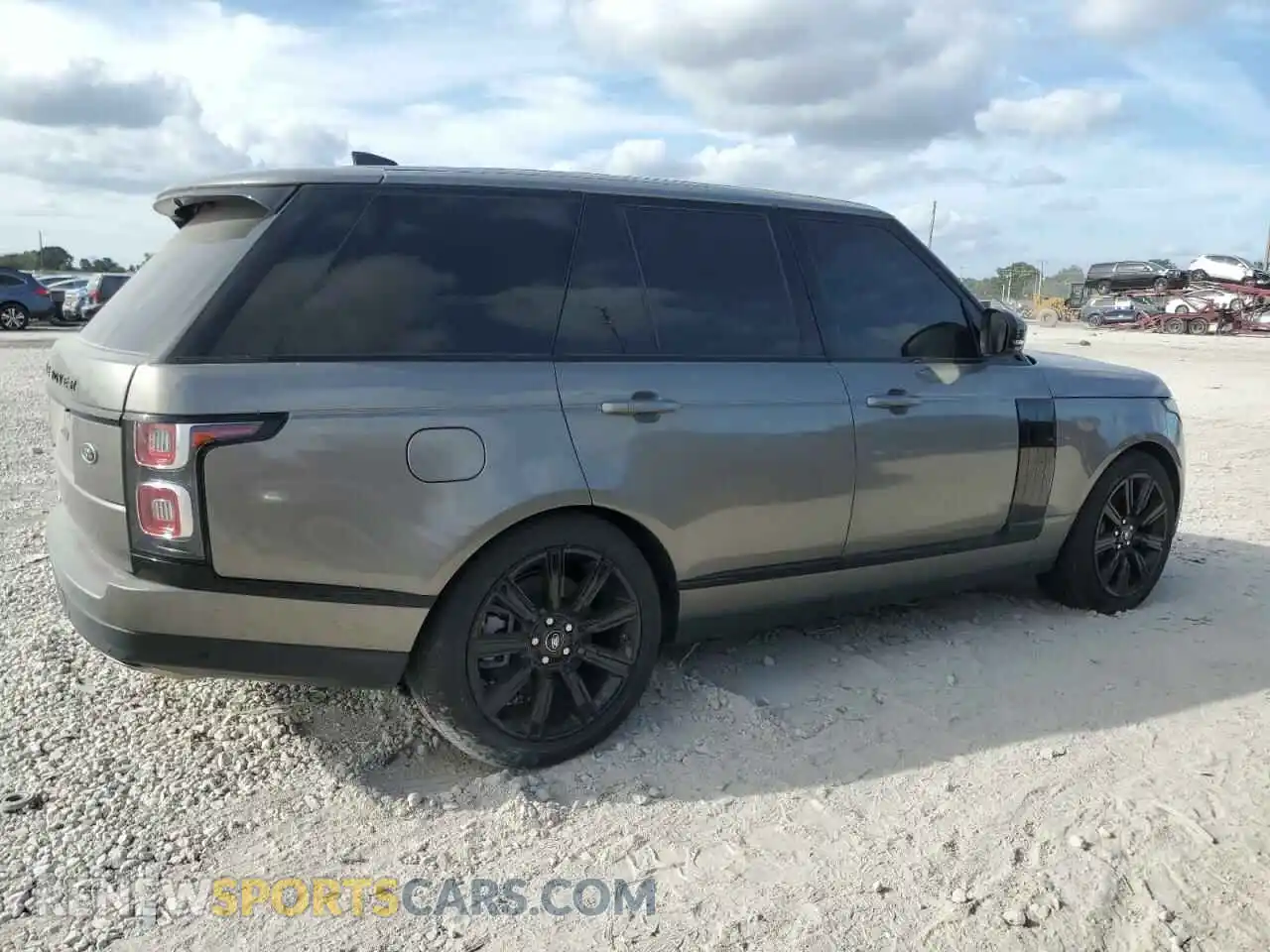 3 Photograph of a damaged car SALGS2RU5MA433770 LAND ROVER RANGEROVER 2021