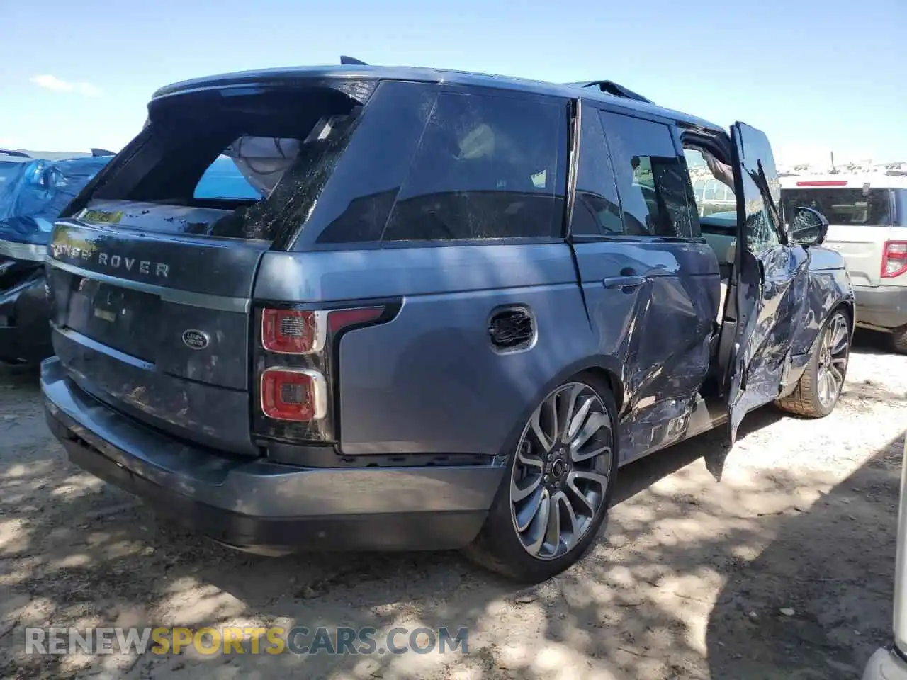 3 Photograph of a damaged car SALGS2RU5MA438970 LAND ROVER RANGEROVER 2021