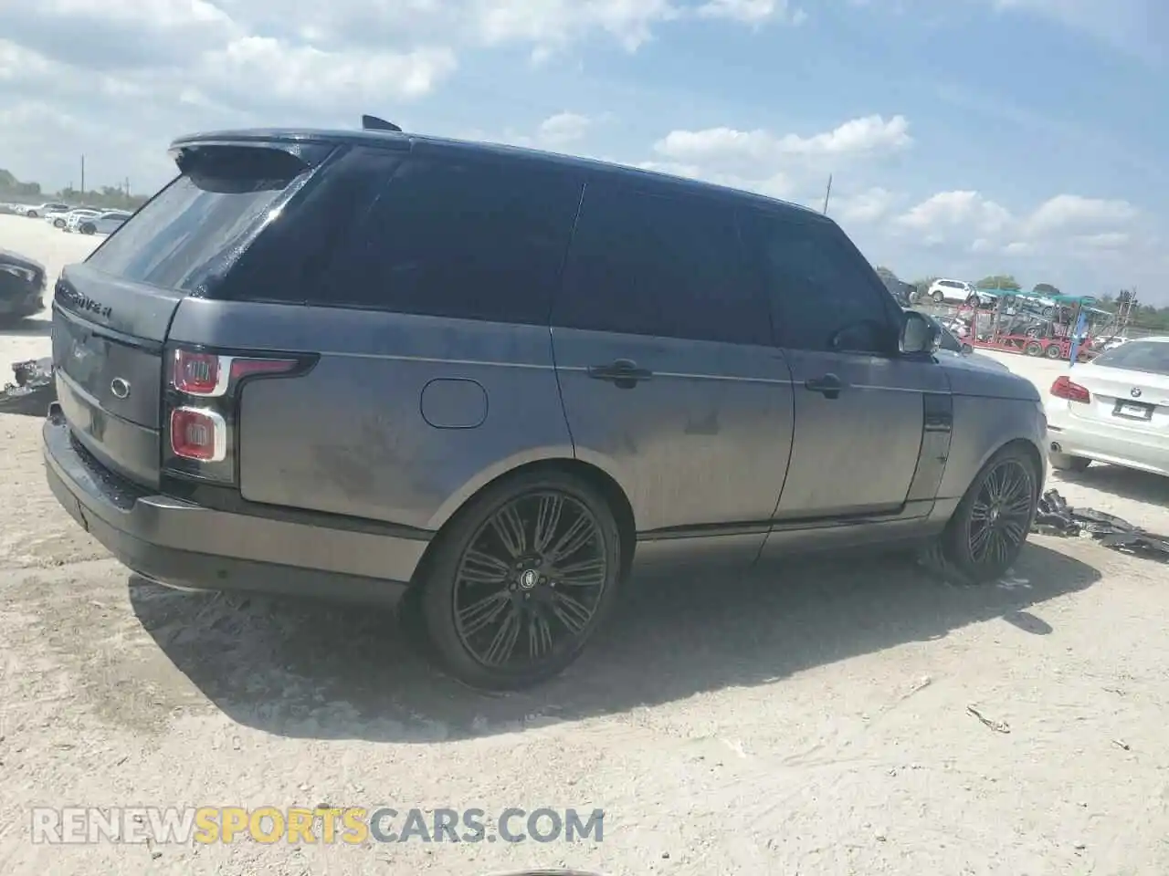 3 Photograph of a damaged car SALGS2RU6MA422812 LAND ROVER RANGEROVER 2021