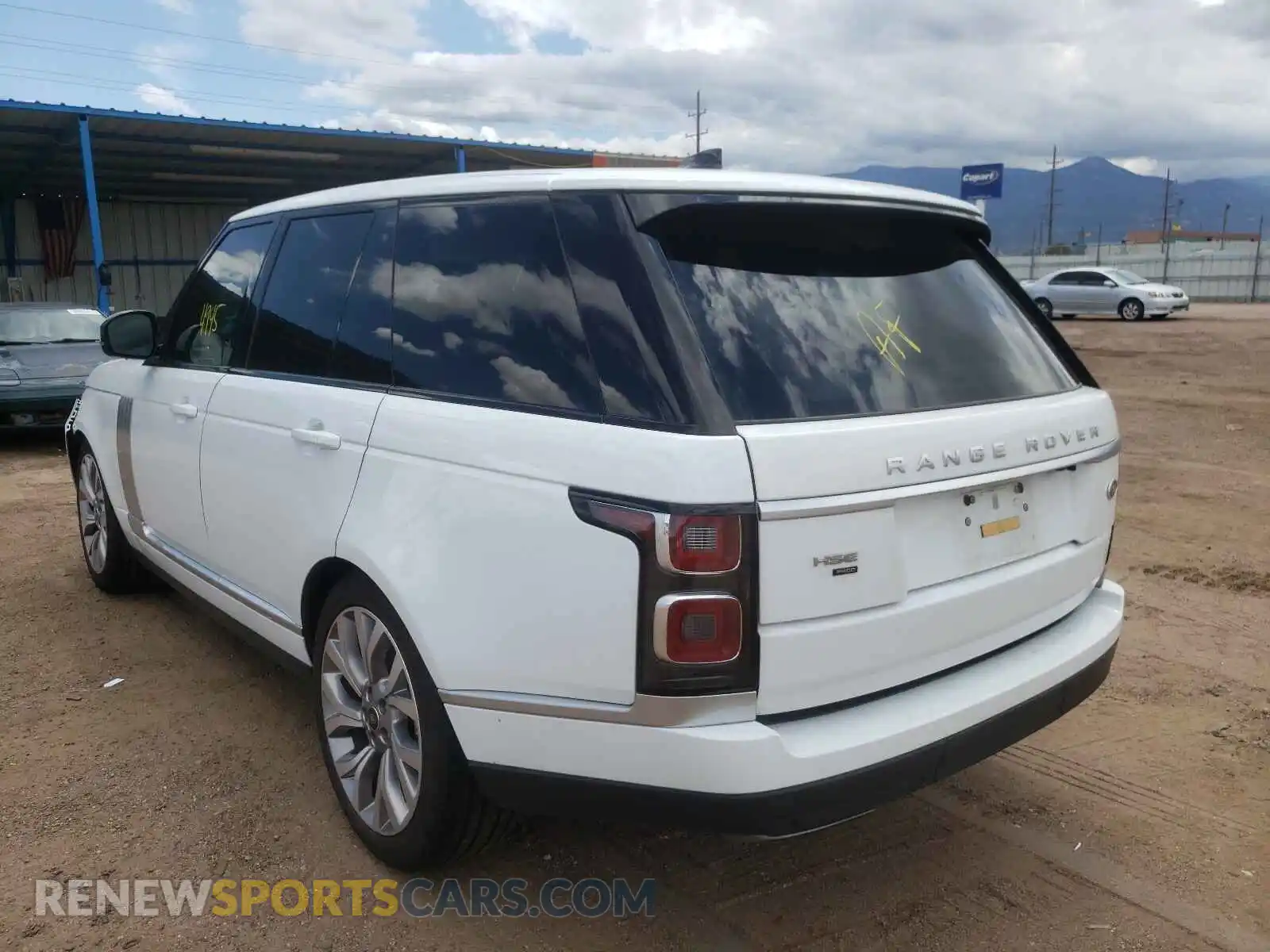 3 Photograph of a damaged car SALGS2RU8MA422018 LAND ROVER RANGEROVER 2021