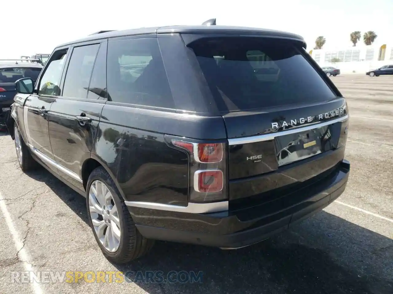3 fotografías del automóvil dañado SALGS2RU9MA435909 LAND ROVER RANGEROVER 2021