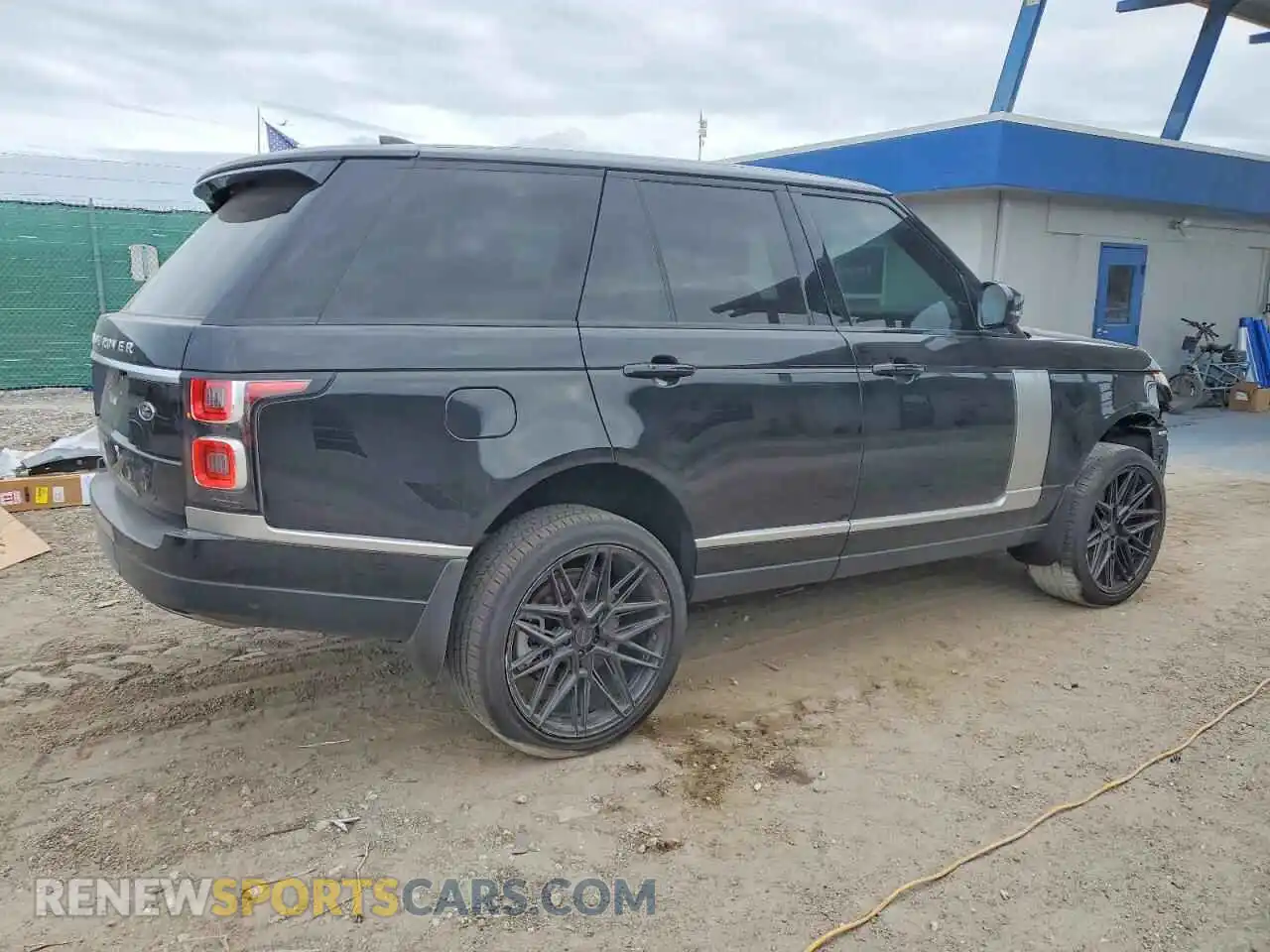 3 Photograph of a damaged car SALGS2RUXMA455733 LAND ROVER RANGEROVER 2021