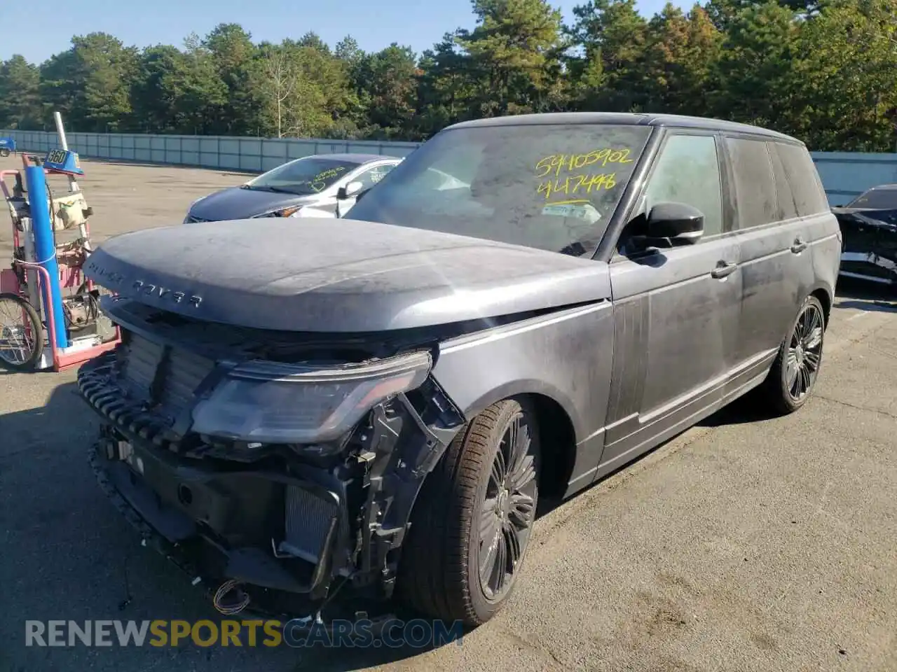2 fotografías del automóvil dañado SALGS2SE4MA447498 LAND ROVER RANGEROVER 2021