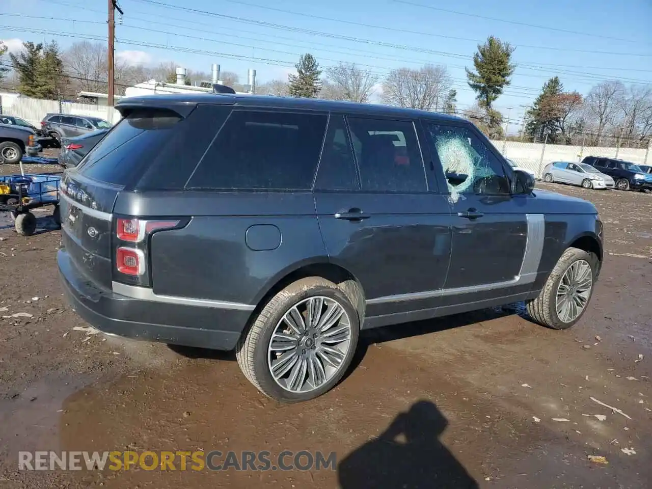 3 Photograph of a damaged car SALGS2SE9MA428204 LAND ROVER RANGEROVER 2021
