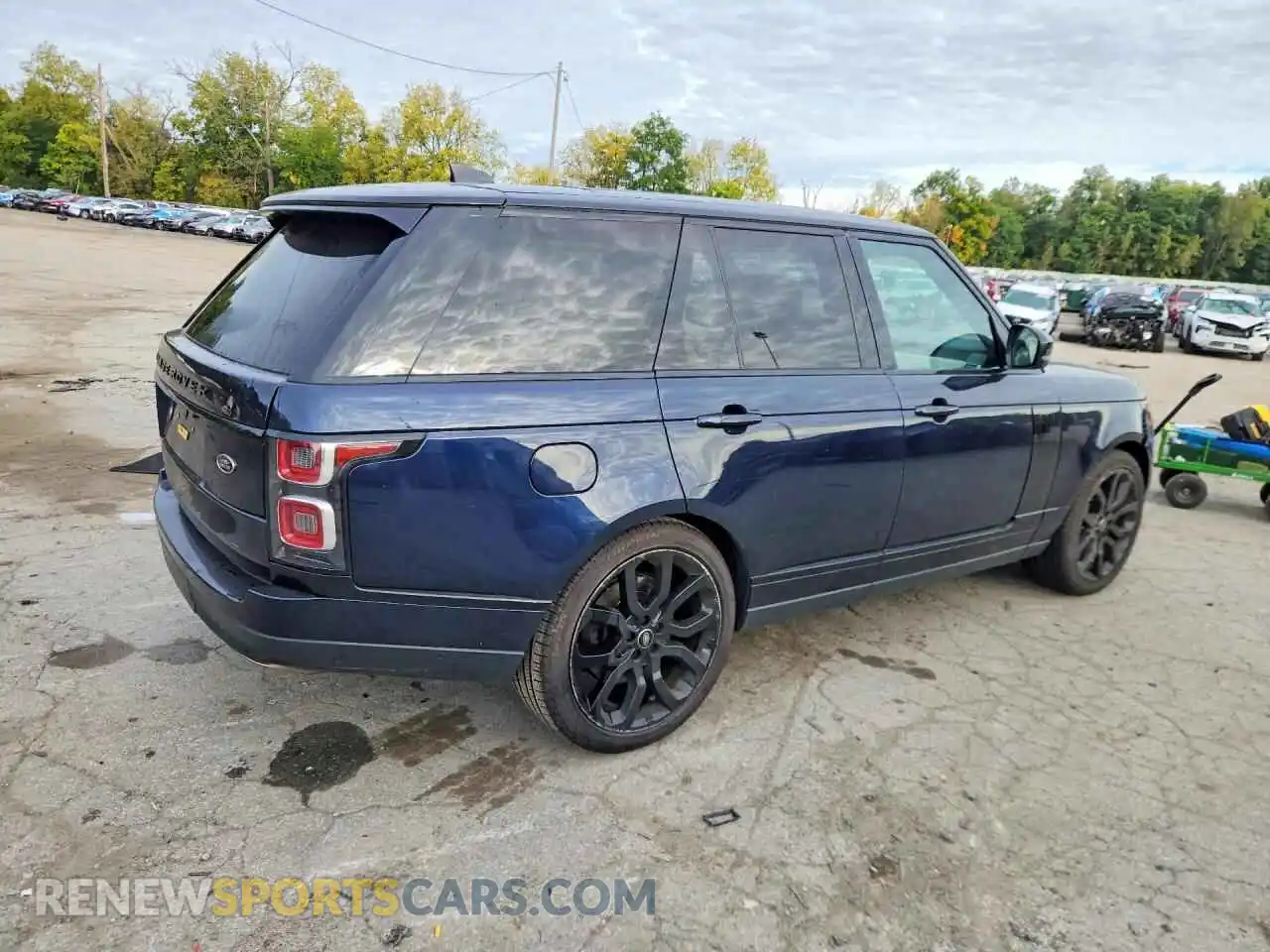 3 Photograph of a damaged car SALGS2SE9MA432009 LAND ROVER RANGEROVER 2021