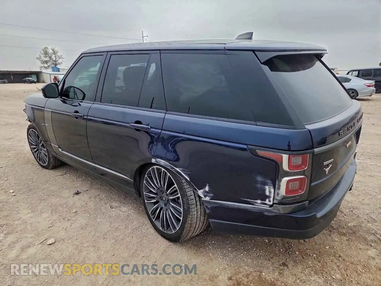 2 Photograph of a damaged car SALGV2SE2MA422686 LAND ROVER RANGEROVER 2021