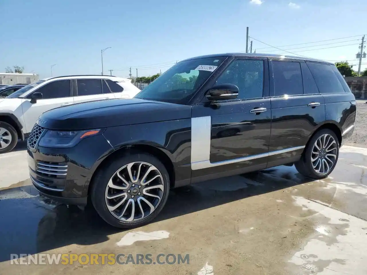 1 Photograph of a damaged car SALGV2SE7MA421713 LAND ROVER RANGEROVER 2021