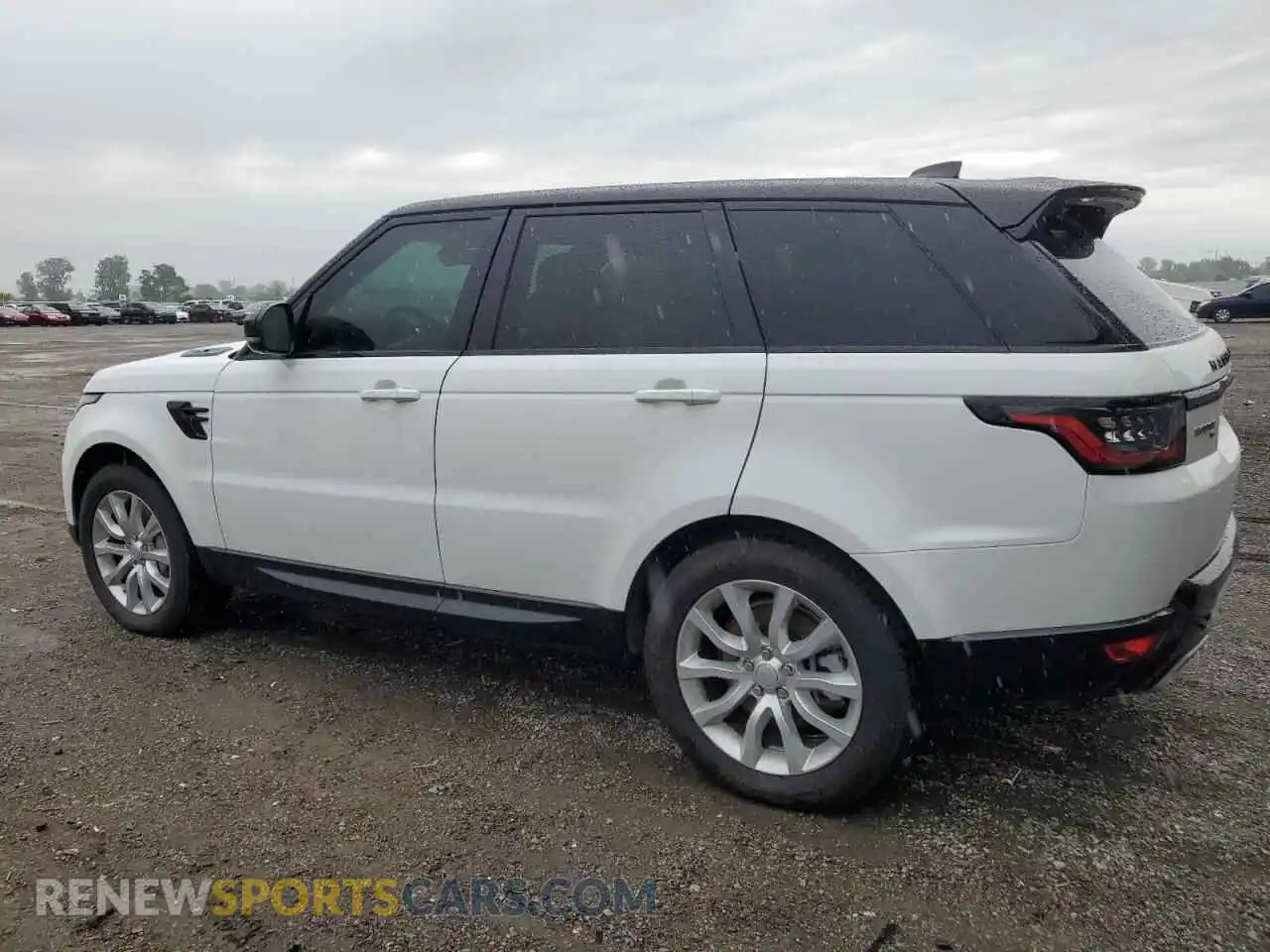 2 Photograph of a damaged car SALWR2RKXMA788746 LAND ROVER RANGEROVER 2021