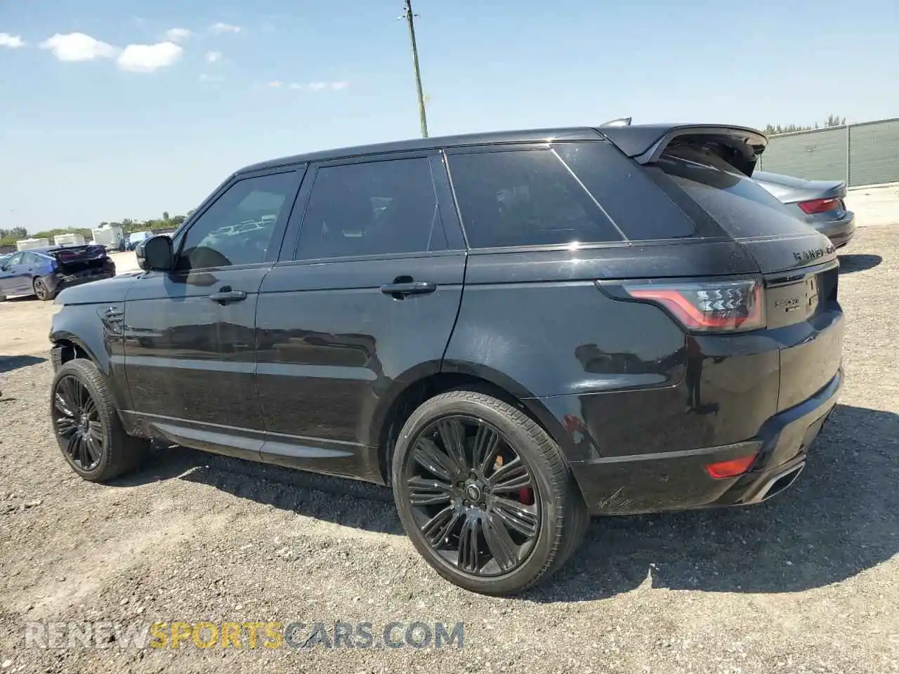 2 Photograph of a damaged car SALWR2SE3MA756905 LAND ROVER RANGEROVER 2021