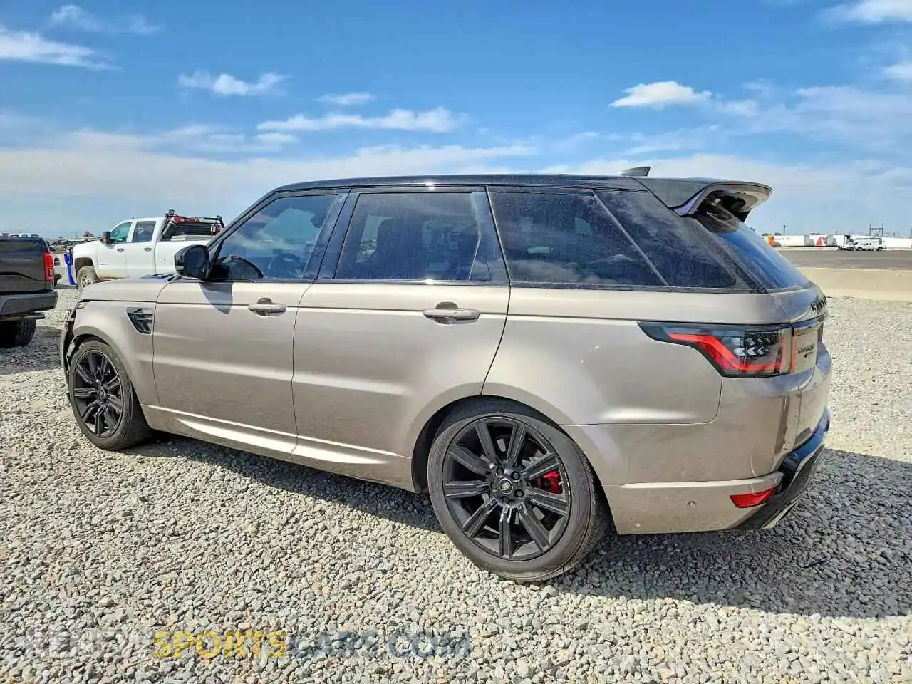 2 Photograph of a damaged car SALWR2SE5MA768859 LAND ROVER RANGEROVER 2021