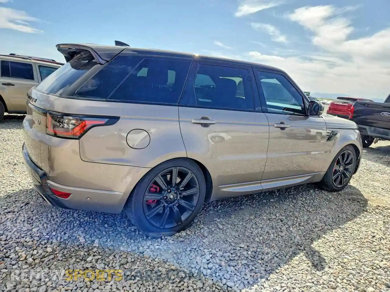 3 Photograph of a damaged car SALWR2SE5MA768859 LAND ROVER RANGEROVER 2021
