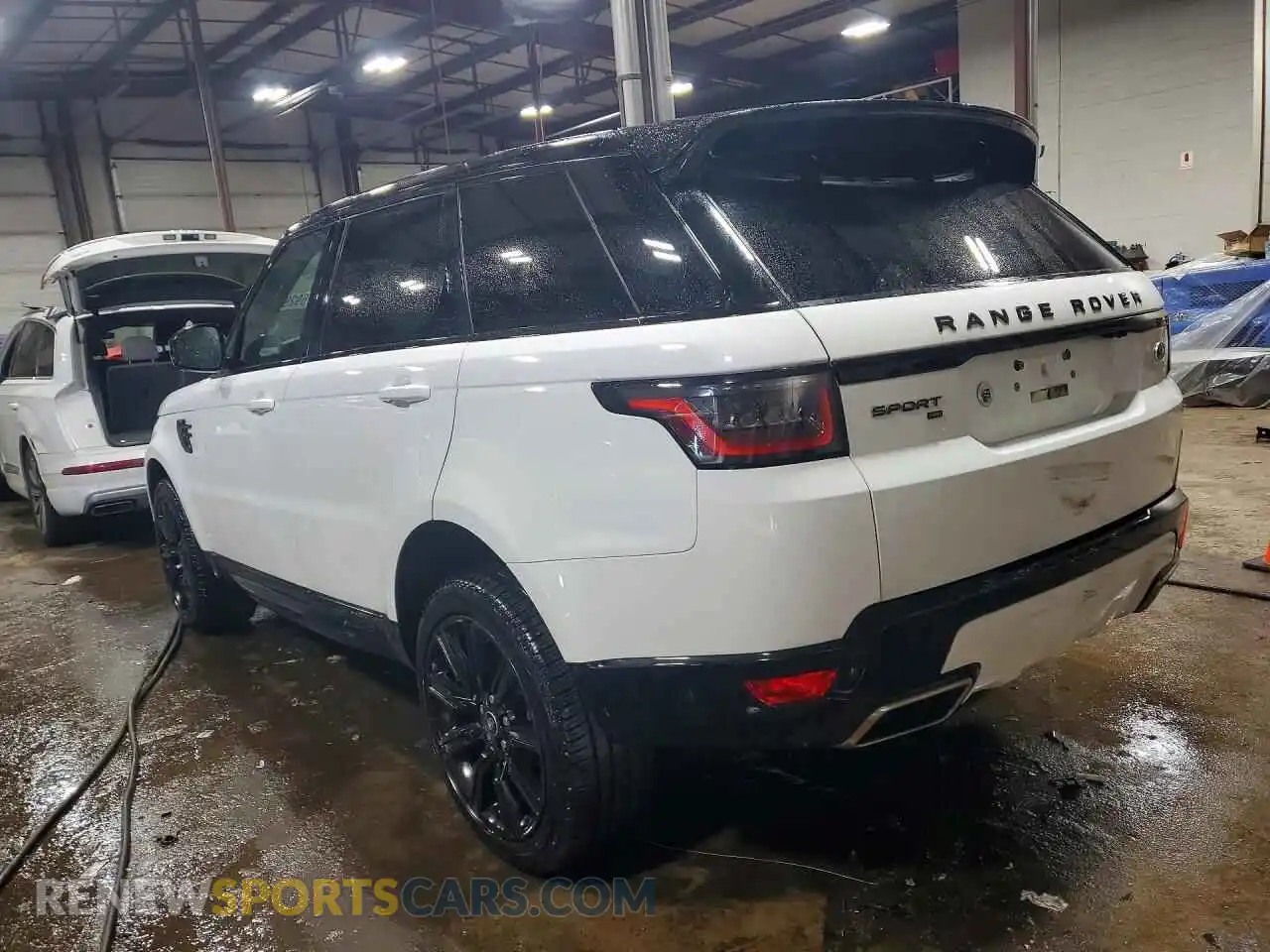 2 Photograph of a damaged car SALWR2SU8MA786697 LAND ROVER RANGEROVER 2021