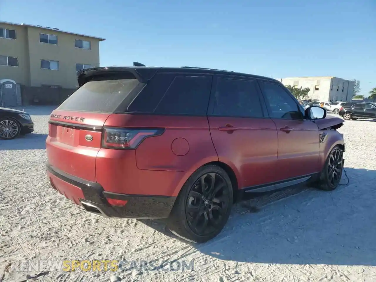 3 Photograph of a damaged car SALWR2SU9MA758570 LAND ROVER RANGEROVER 2021