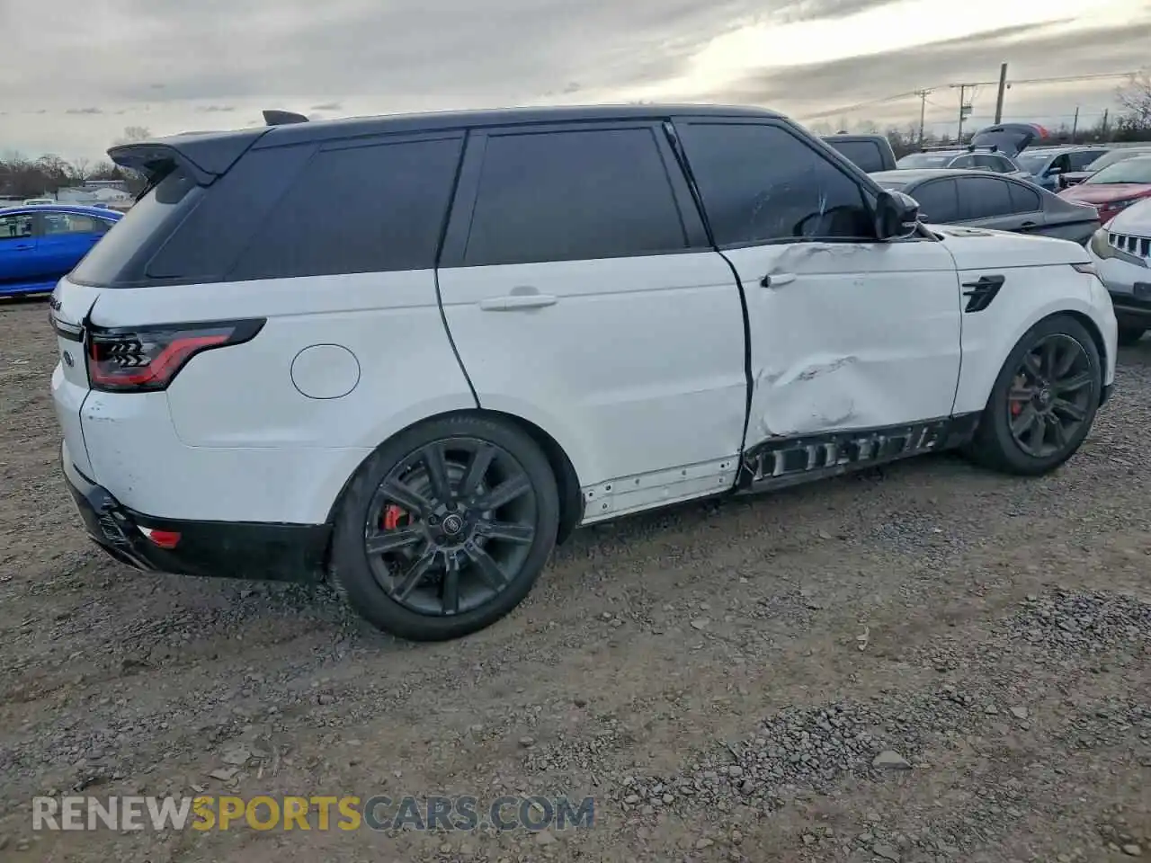3 Photograph of a damaged car SALWR2SUXMA755628 LAND ROVER RANGEROVER 2021