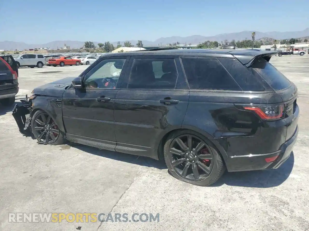 2 fotografías del automóvil dañado SALWS2RU6MA794470 LAND ROVER RANGEROVER 2021