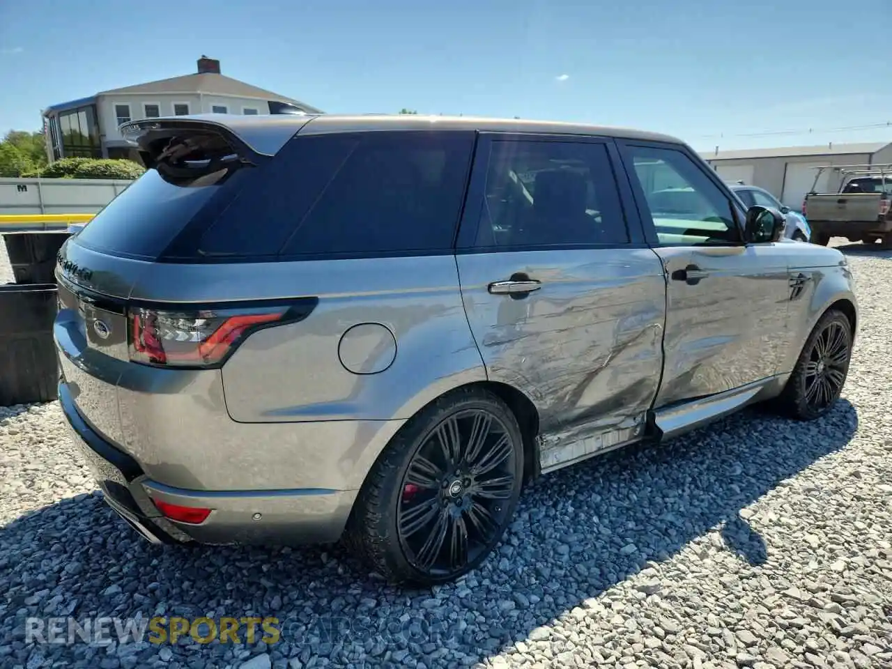 3 Photograph of a damaged car SALWV2SE7MA765845 LAND ROVER RANGEROVER 2021