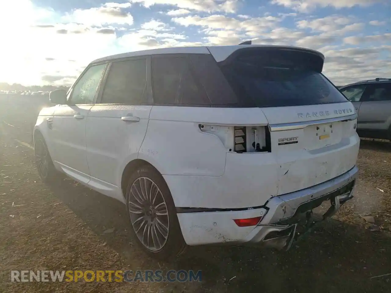 3 Photograph of a damaged car SALWV2SE9MA775275 LAND ROVER RANGEROVER 2021