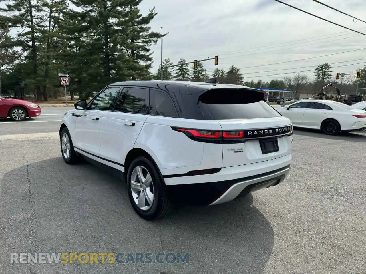 3 Photograph of a damaged car SALYJ2EU4MA301807 LAND ROVER RANGEROVER 2021