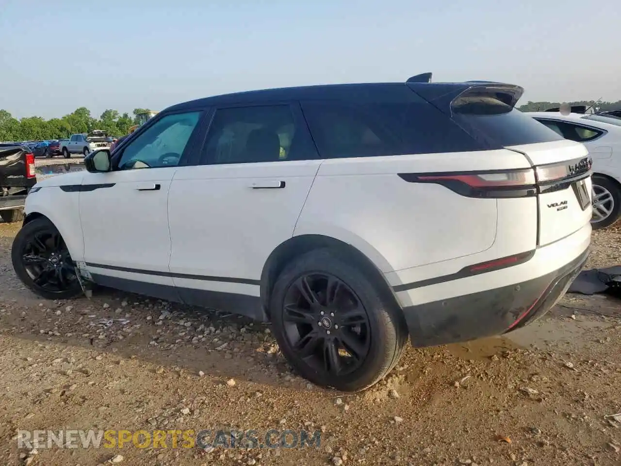 2 Photograph of a damaged car SALYJ2EU7MA311330 LAND ROVER RANGEROVER 2021