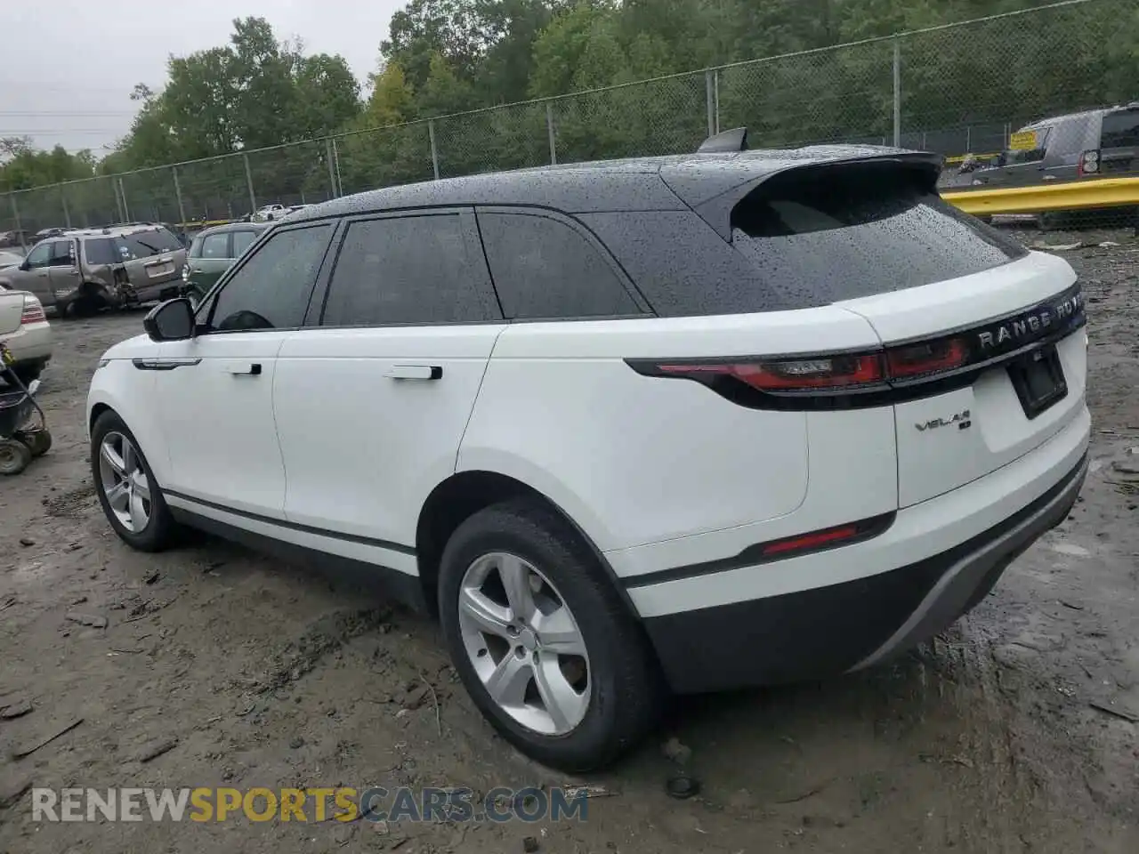 2 Photograph of a damaged car SALYJ2EX1MA315643 LAND ROVER RANGEROVER 2021