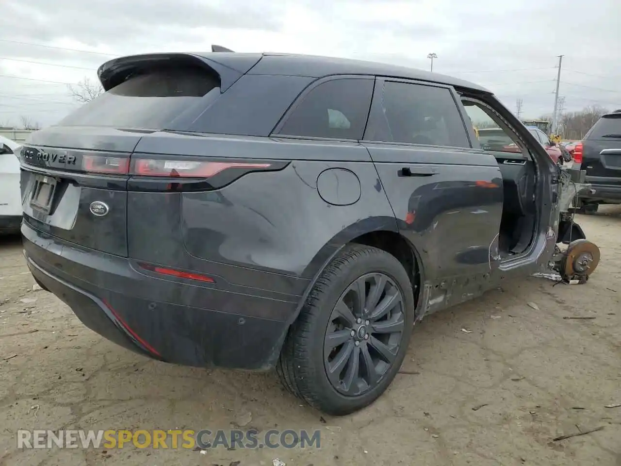 3 Photograph of a damaged car SALYJ2EX2MA310984 LAND ROVER RANGEROVER 2021