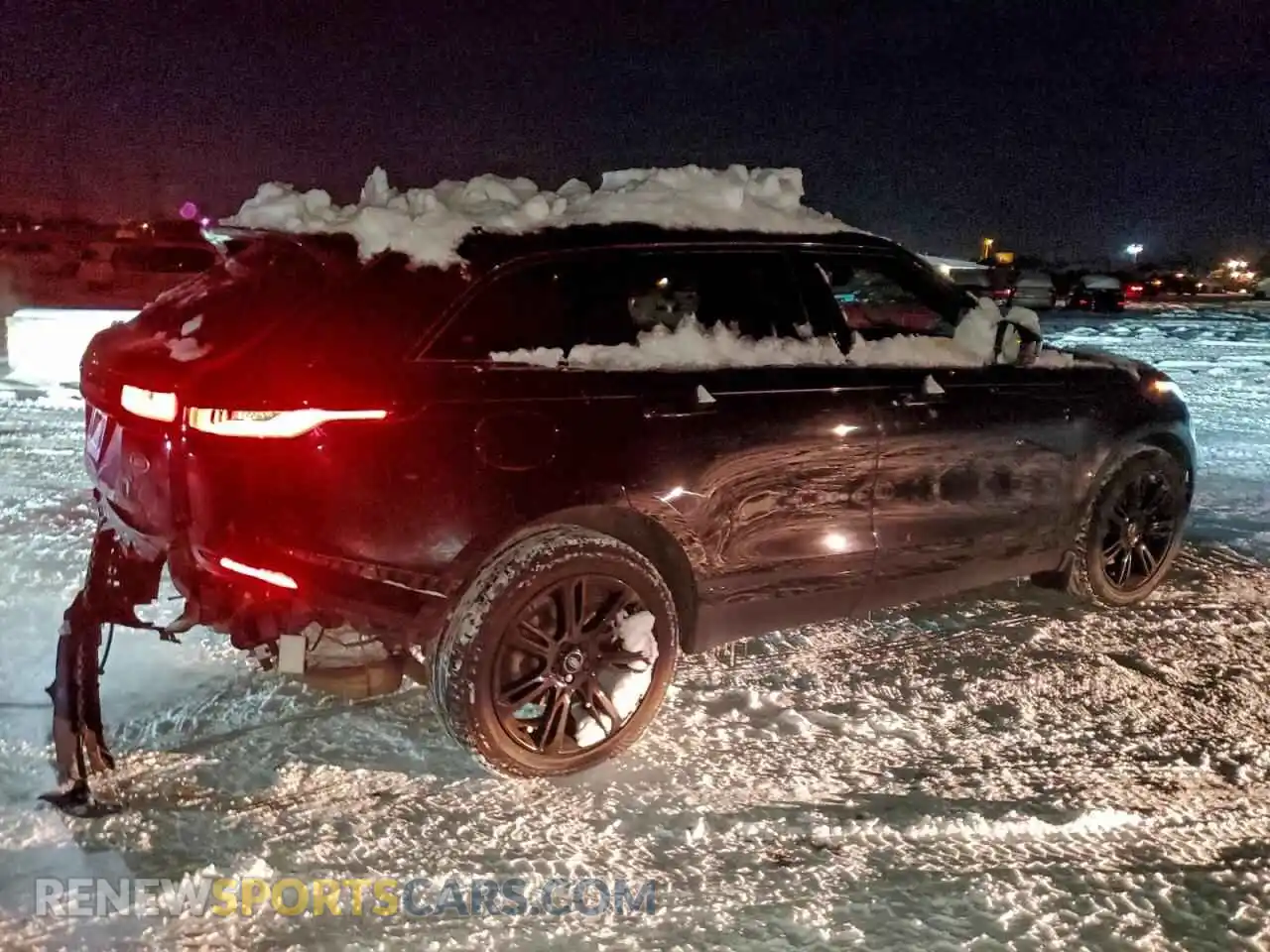 3 Photograph of a damaged car SALYJ2EX5MA321140 LAND ROVER RANGEROVER 2021