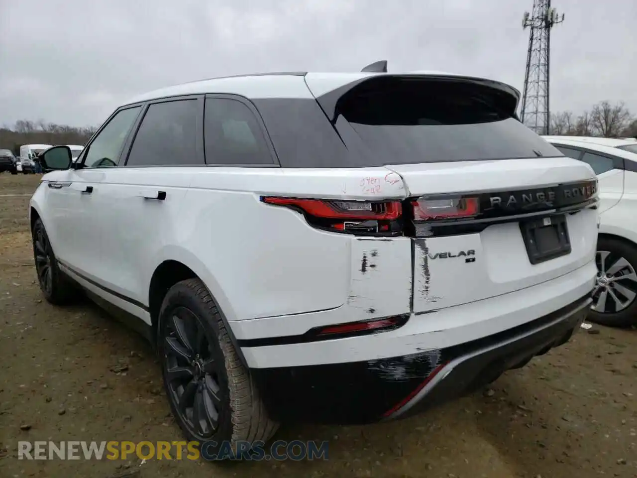 3 Photograph of a damaged car SALYT2EX1MA297932 LAND ROVER RANGEROVER 2021