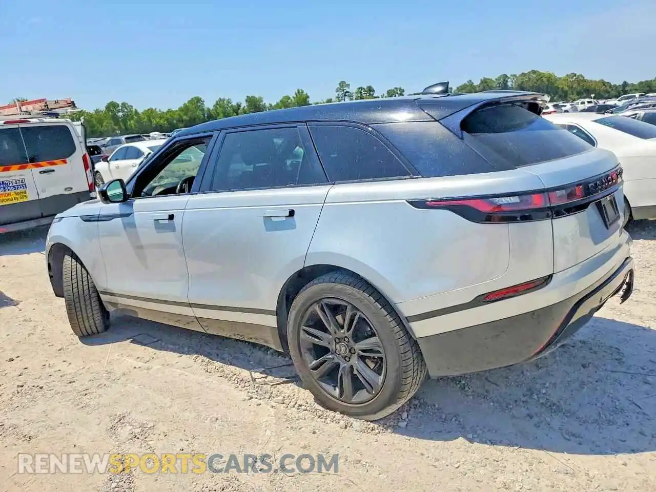 2 Photograph of a damaged car SALYT2EX2MA314219 LAND ROVER RANGEROVER 2021