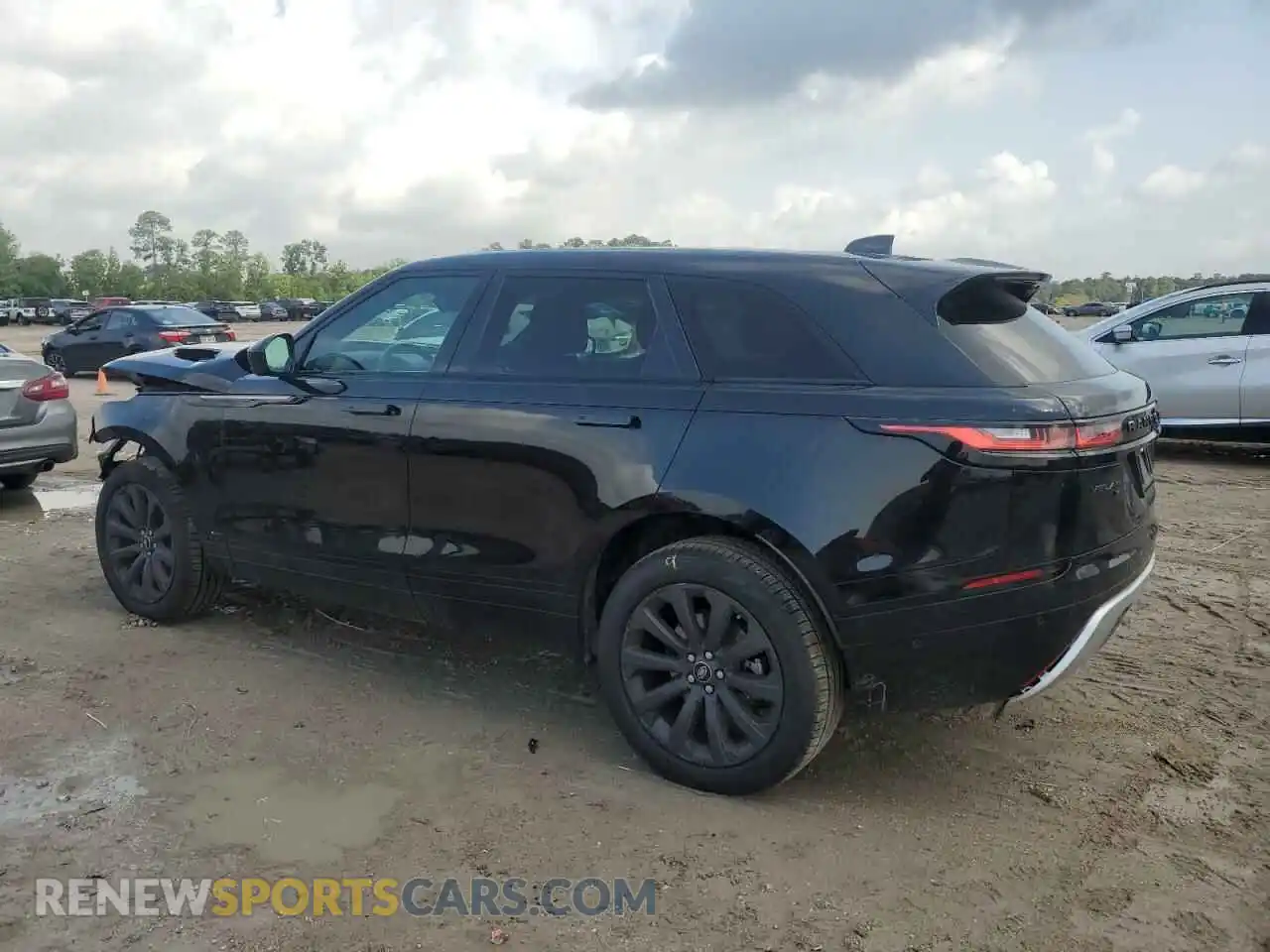 2 Photograph of a damaged car SALYT2EX5MA311136 LAND ROVER RANGEROVER 2021