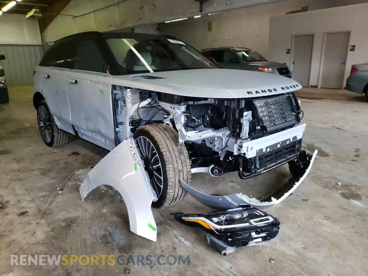 1 Photograph of a damaged car SALYT2EX7MA322994 LAND ROVER RANGEROVER 2021