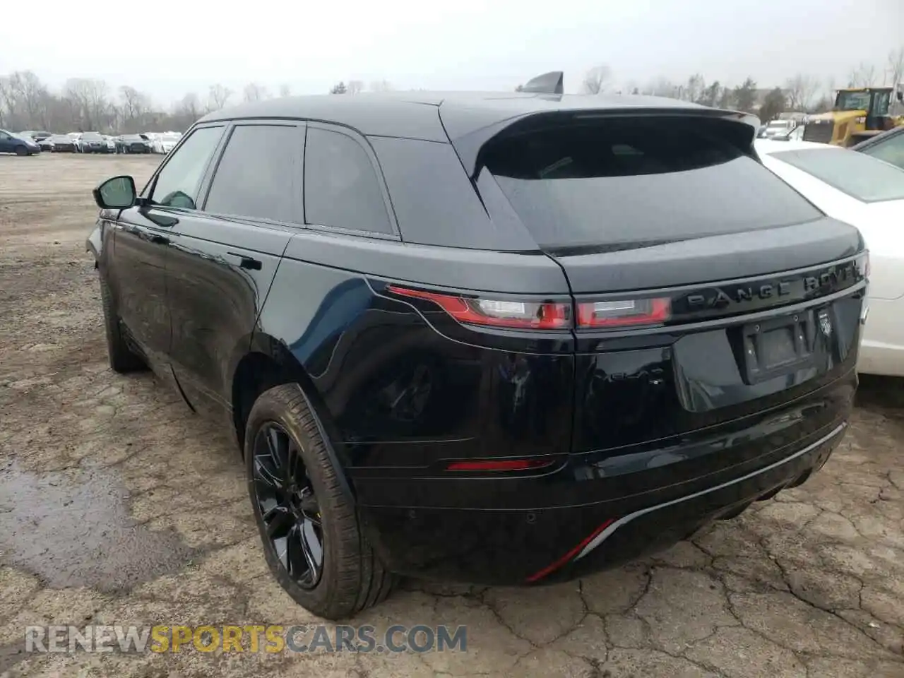 3 Photograph of a damaged car SALYT2EX8MA305864 LAND ROVER RANGEROVER 2021