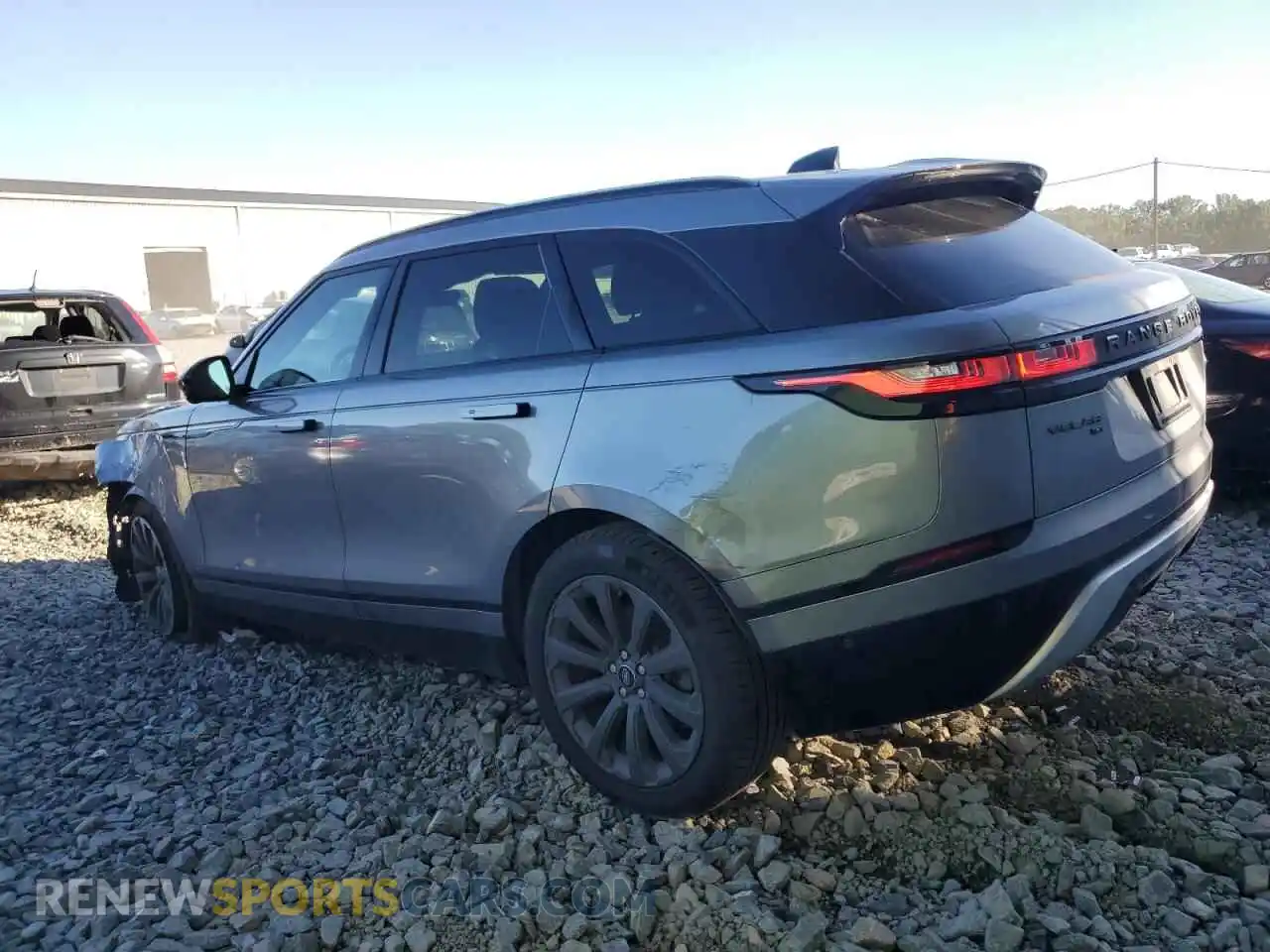 2 Photograph of a damaged car SALYT2EX8MA316931 LAND ROVER RANGEROVER 2021