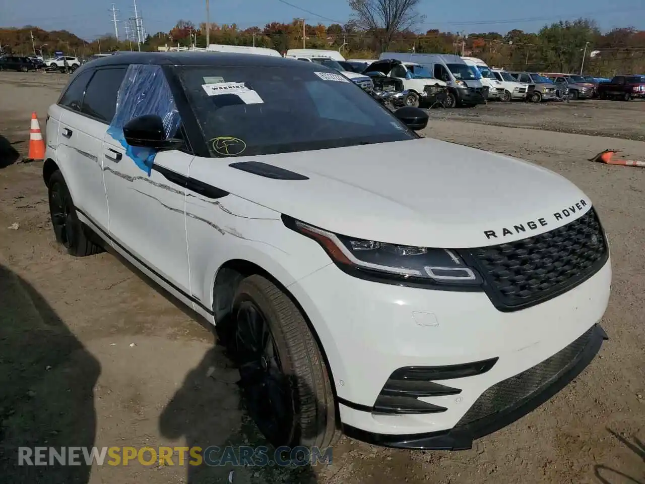 1 Photograph of a damaged car SALYT2EX9MA317604 LAND ROVER RANGEROVER 2021