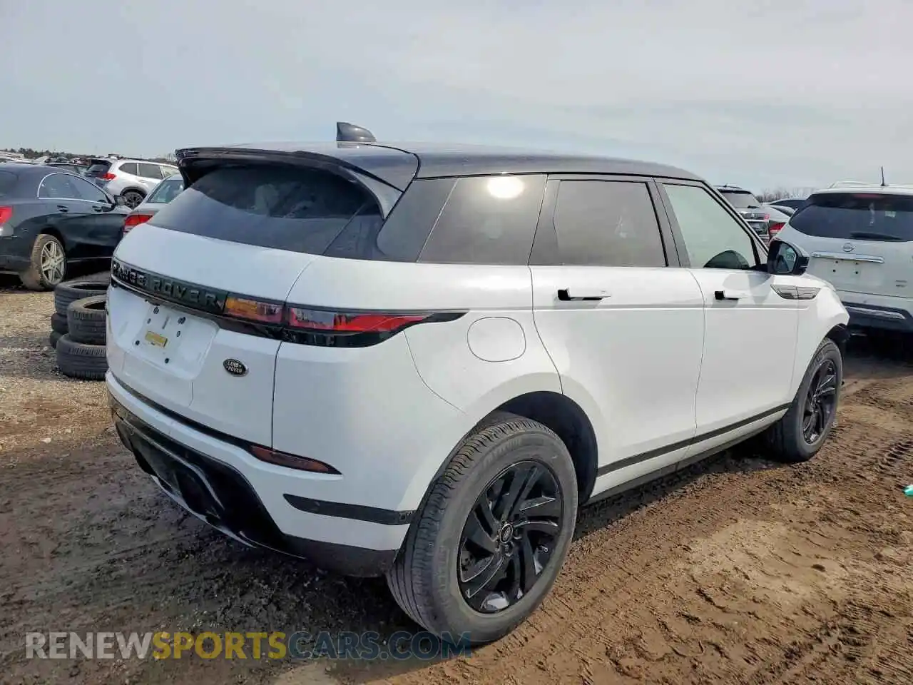 3 Photograph of a damaged car SALZJ2FX0MH152316 LAND ROVER RANGEROVER 2021