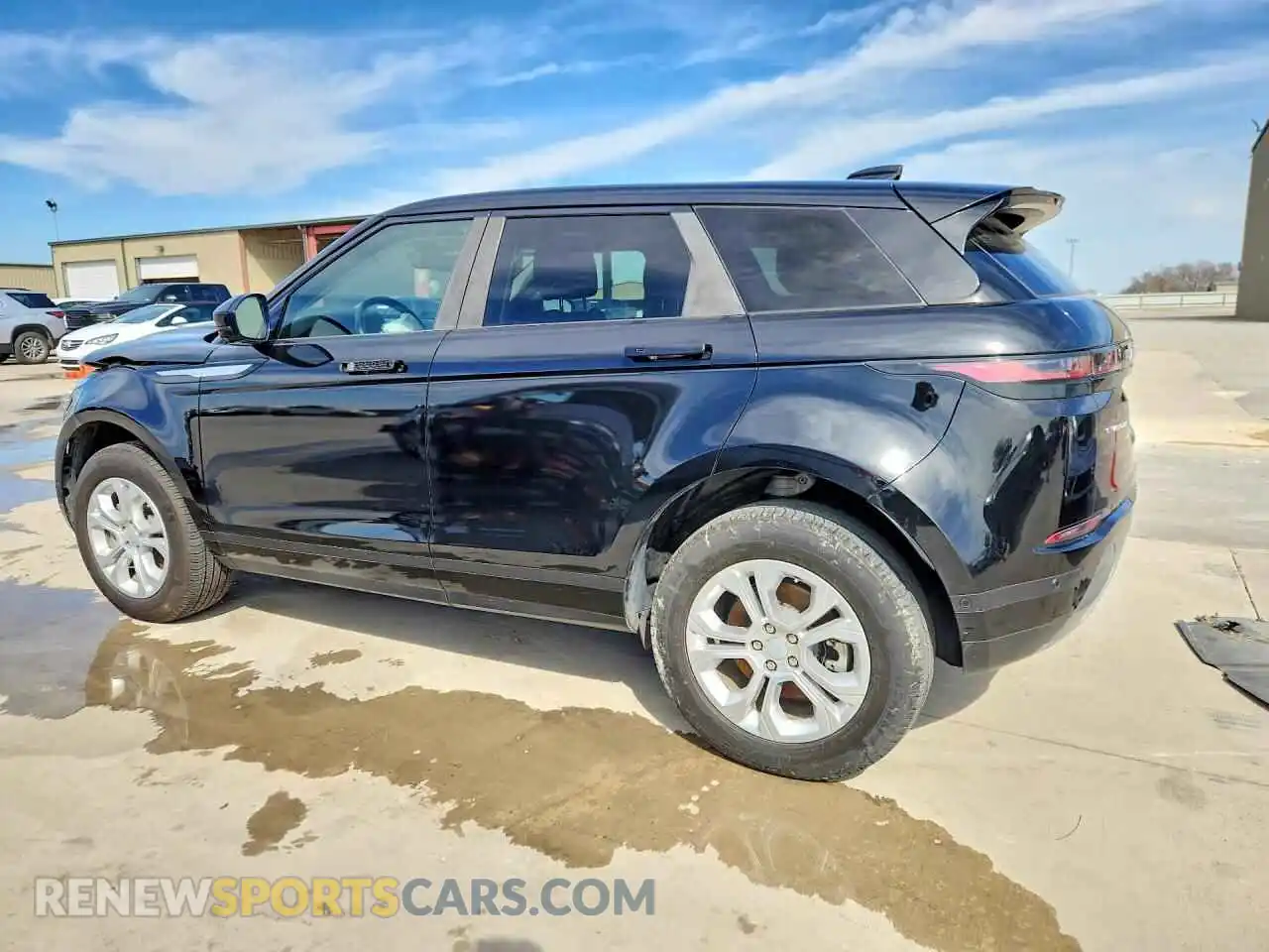 2 Photograph of a damaged car SALZJ2FX2MH135582 LAND ROVER RANGEROVER 2021