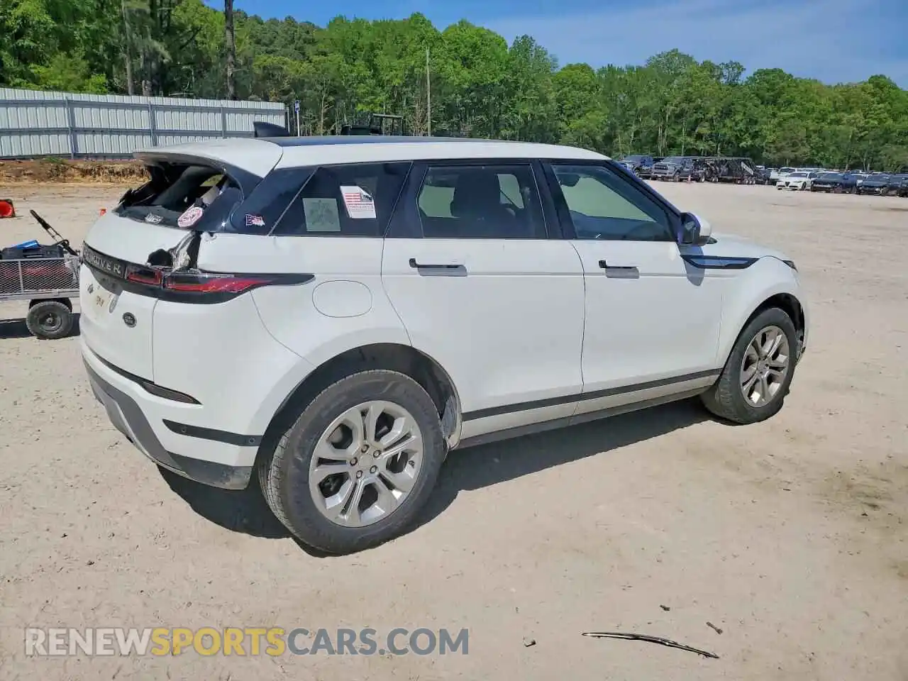 3 Photograph of a damaged car SALZJ2FX5MH153185 LAND ROVER RANGEROVER 2021