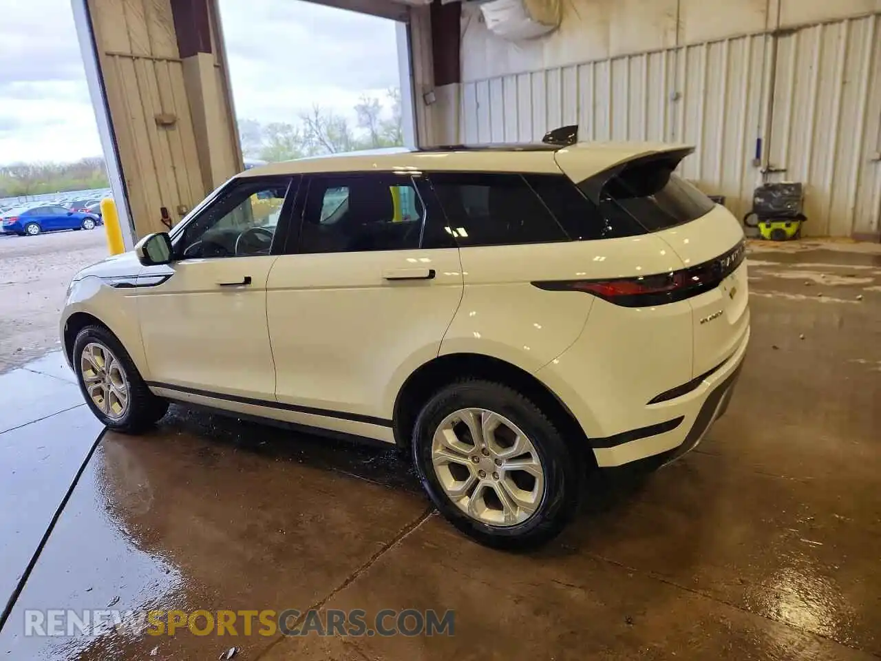 2 Photograph of a damaged car SALZJ2FX6MH139635 LAND ROVER RANGEROVER 2021