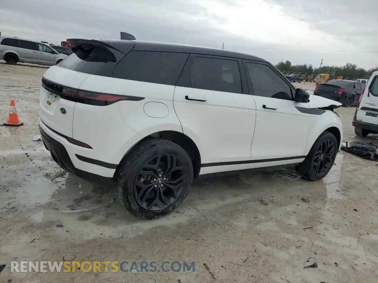 3 Photograph of a damaged car SALZJ2FX6MH150666 LAND ROVER RANGEROVER 2021